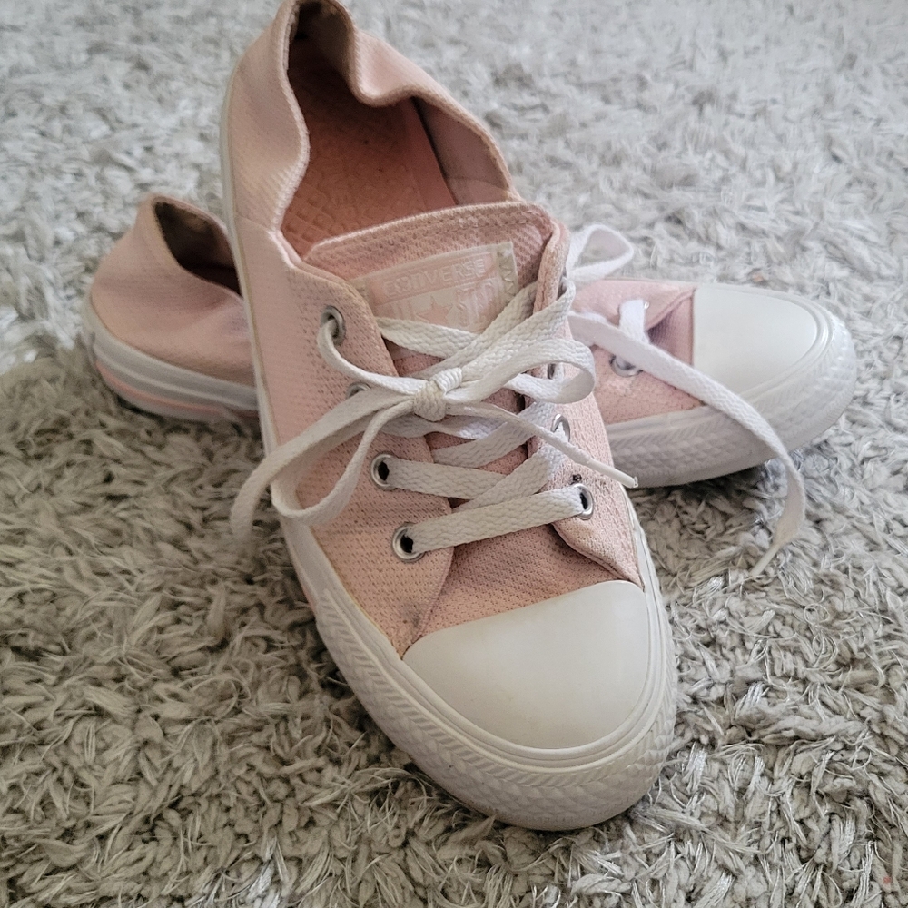 Converse Women's Pink and White Sneakers